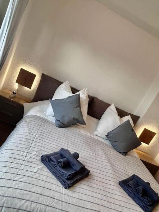 Moderne Ruhige Angebunden Apartment *