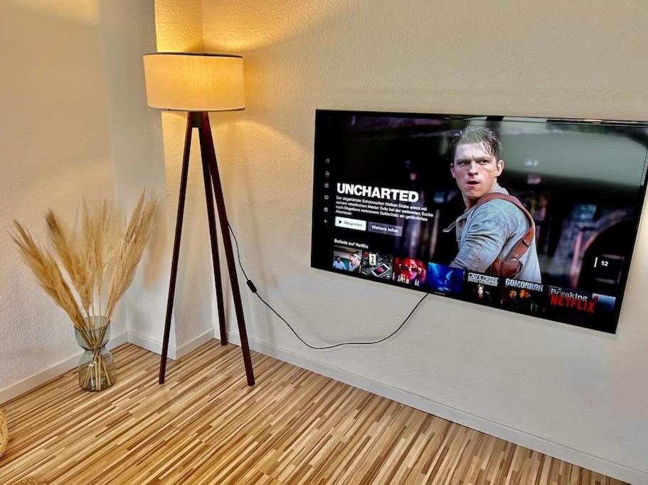 Moderne Ruhige Angebunden